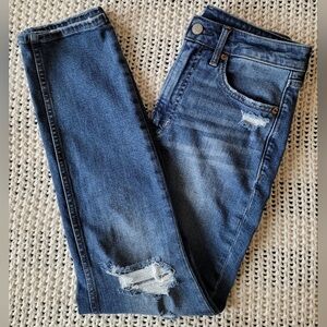 Classic Blue Distressed Women Jeans